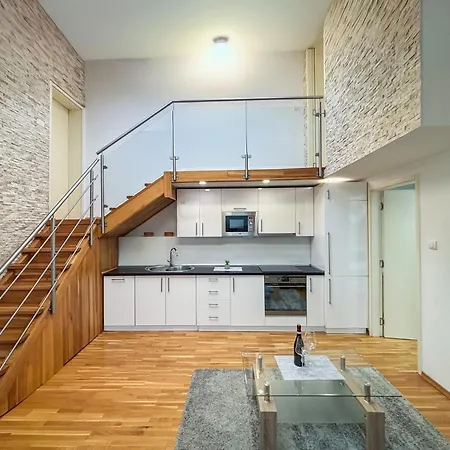 Parkside Garni נובי סאד