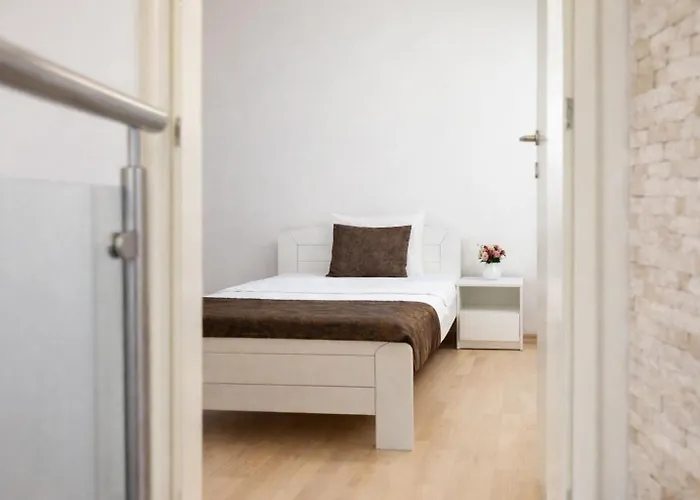 アパート Parkside Garni ノヴィ・サド