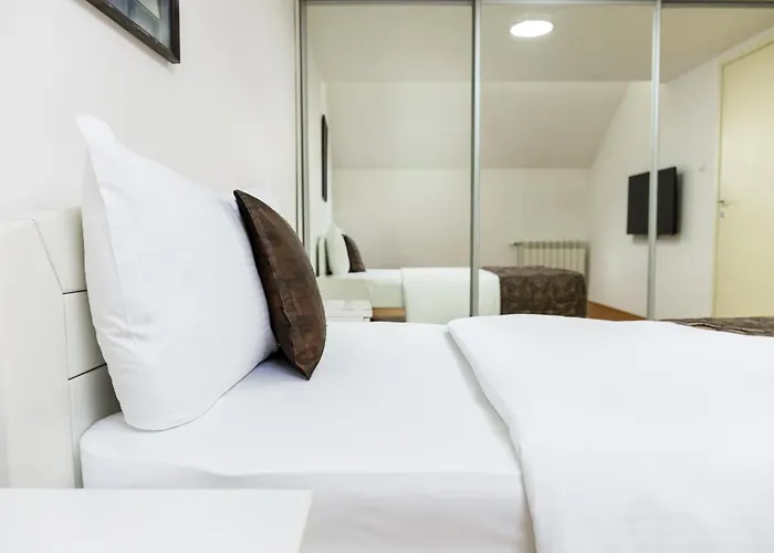 Parkside Garni アパート